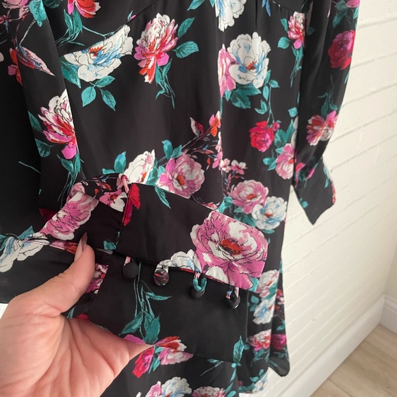 Lulus “Garden Gal” Floral Print mock neck long sleeve midi dress. Medium - Picture 7 of 7